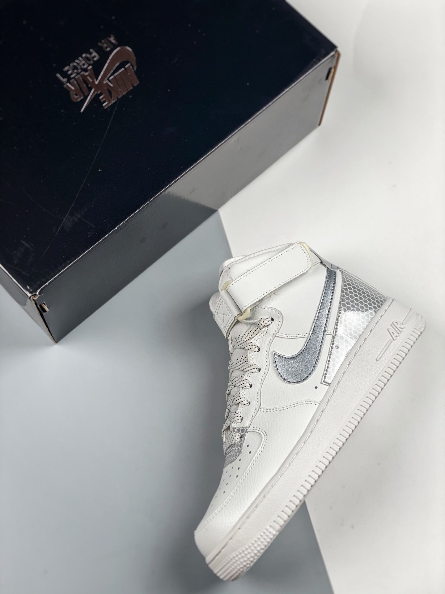 3M x Nike Air Force 1 High White Silver For Sale