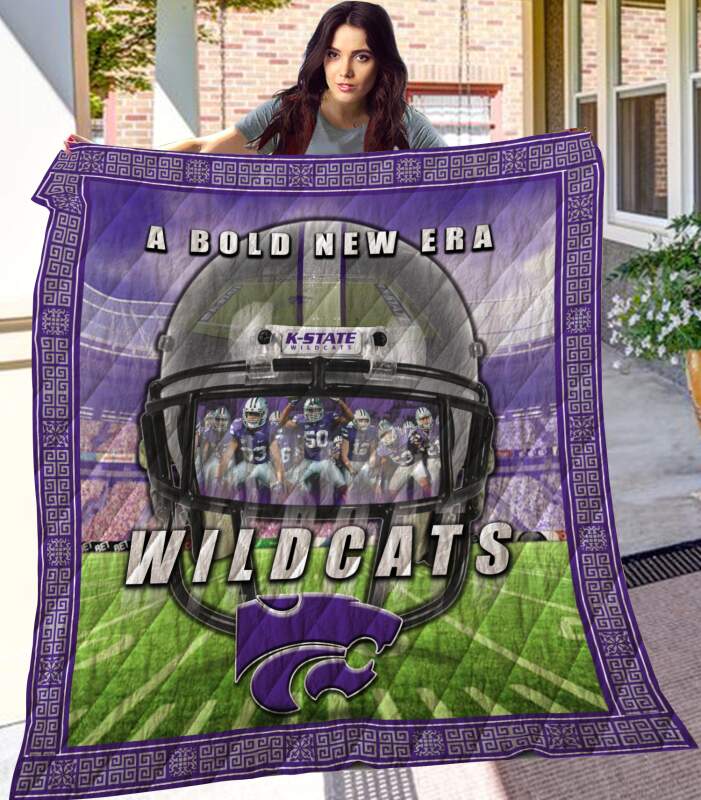 A Bold New Era Wildcats 3D Quilt Blanket