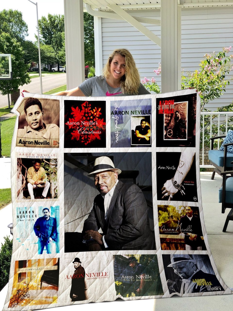Aaron Neville Quilt Blanket