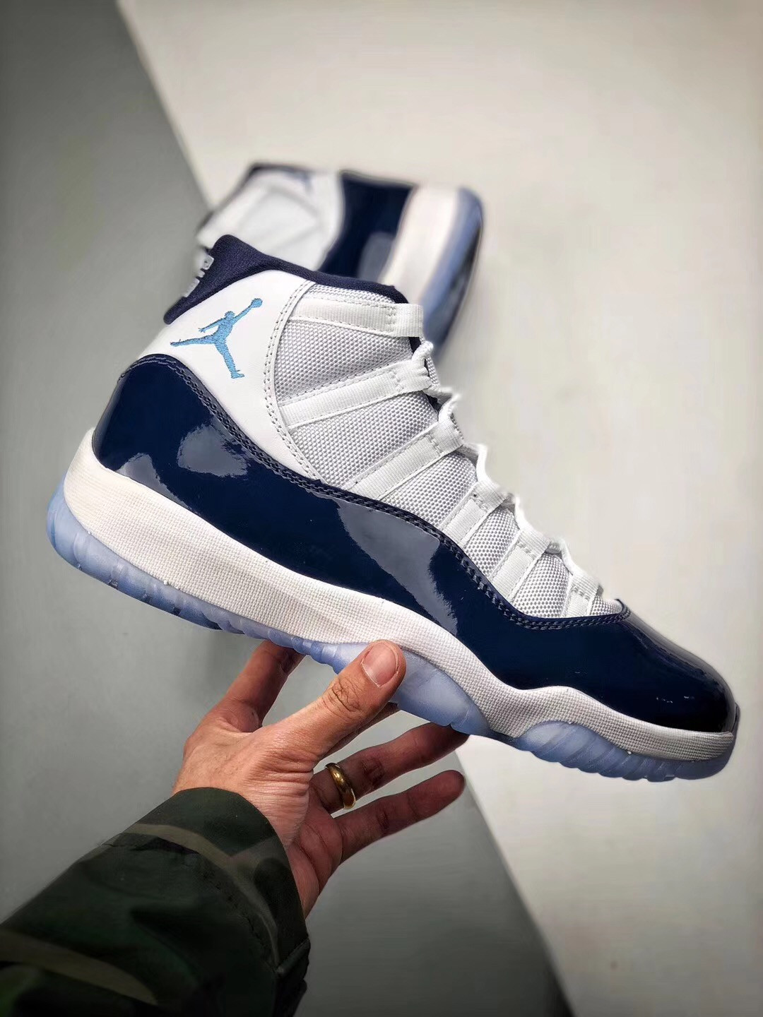 Air Jordan 11 “Win Like 82” White/University Blue-Midnight Navy For Sale