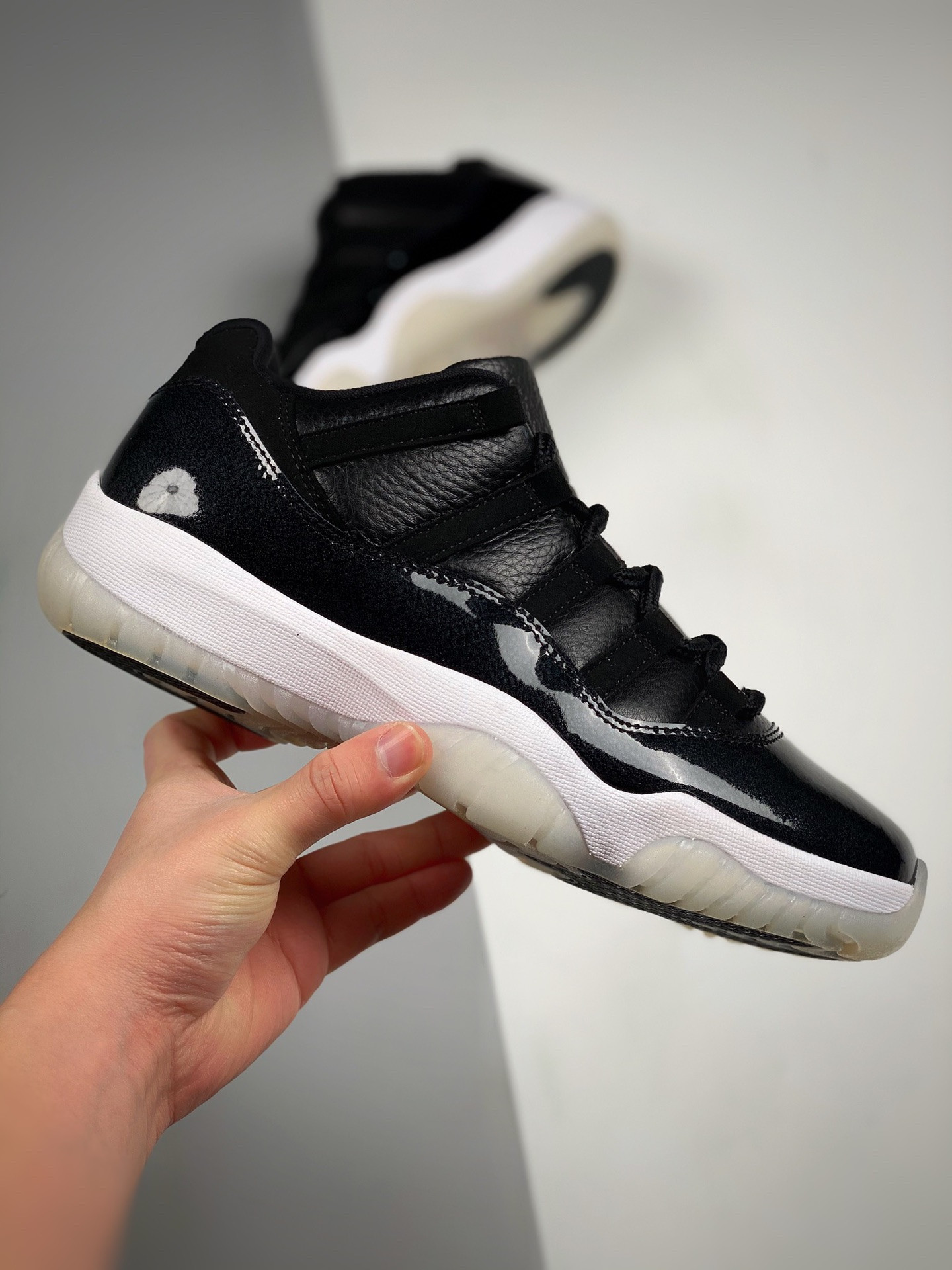 Air Jordan 11 Low “72-10” Black/Gym Red/White/Sail For Sale
