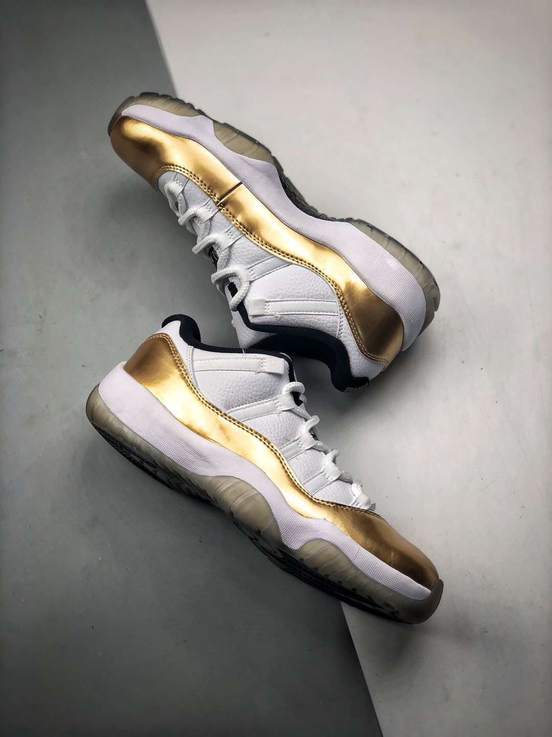 Air Jordan 11 Retro Low ‘Closing Ceremony’ For Sale