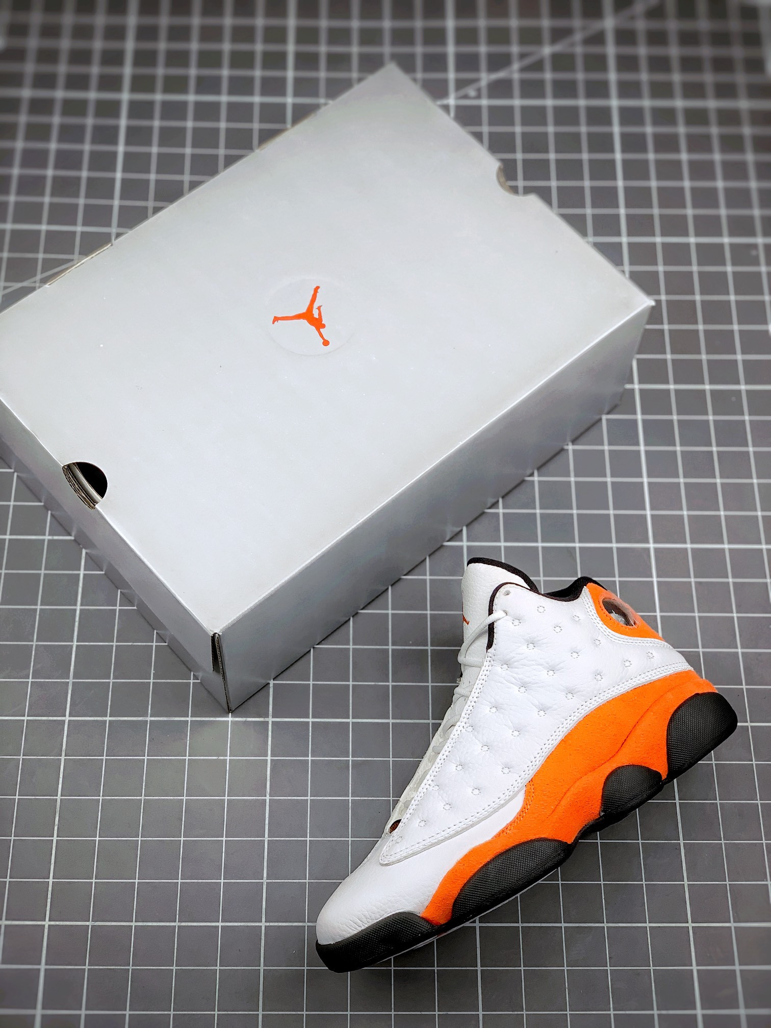 Air Jordan 13 “Starfish” On Sale
