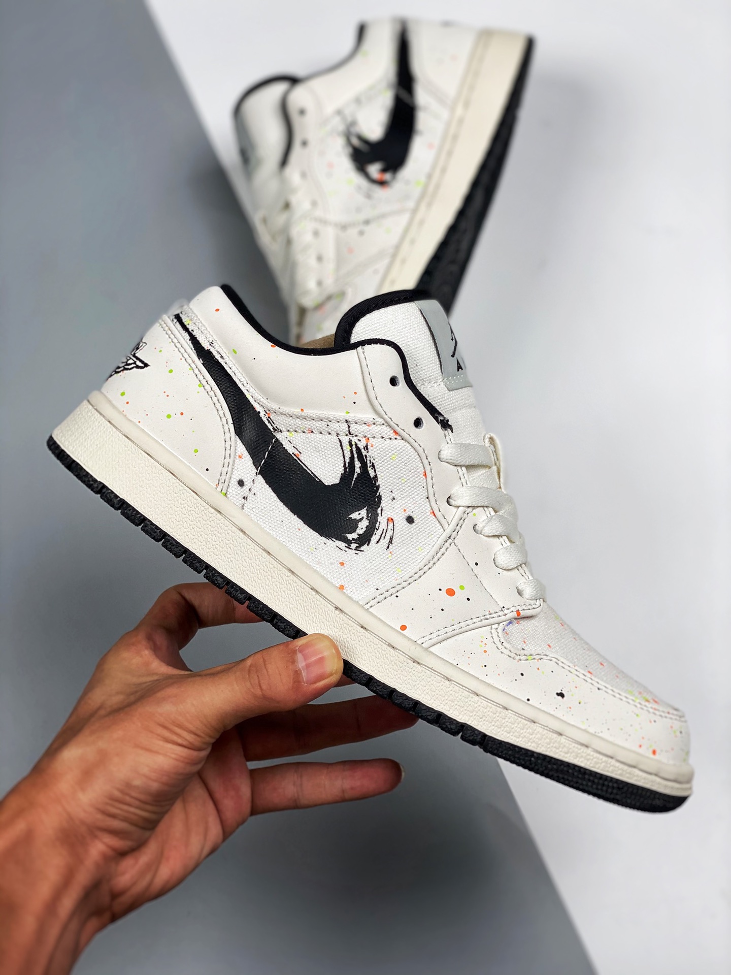 Air Jordan 1 Low “Paint Splatter” For Sale