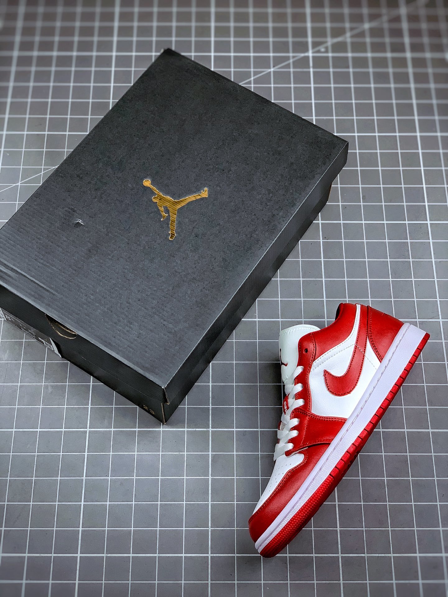 Air Jordan 1 Low Gym Red/White For Sale