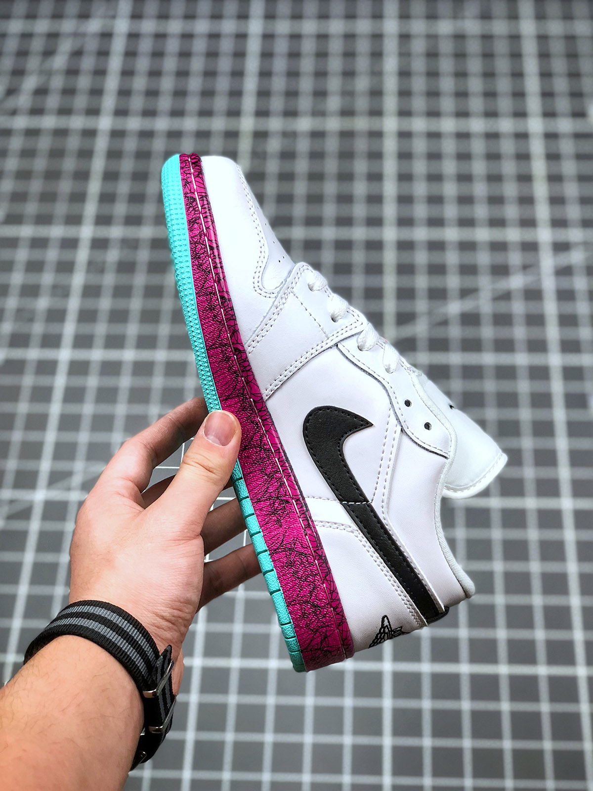 Air Jordan 1 Low Multi-Color Midsoles White For Sale