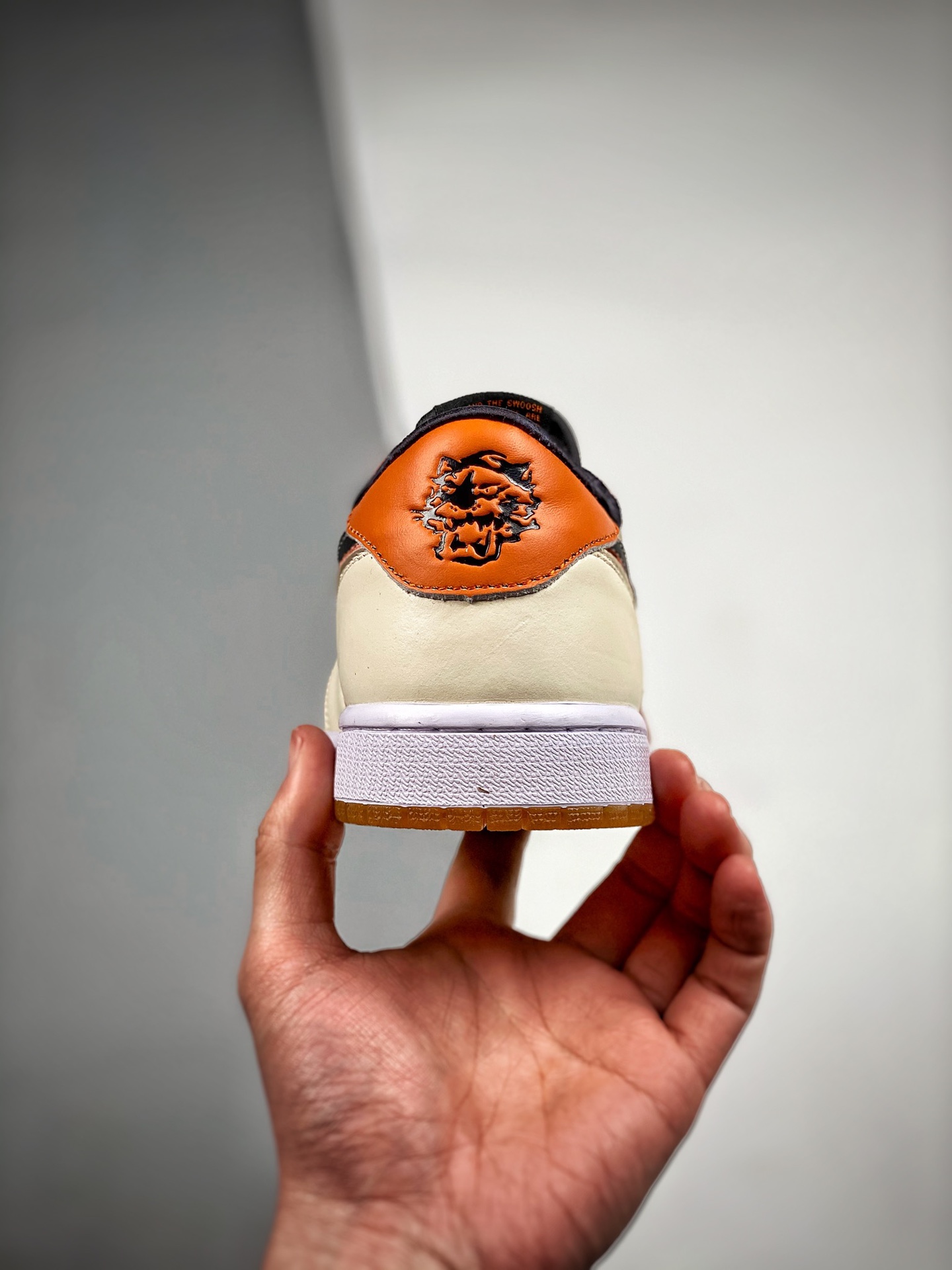 Air Jordan 1 Low OG ’Year of the Tiger‘ White/Black-Yellow For Sale