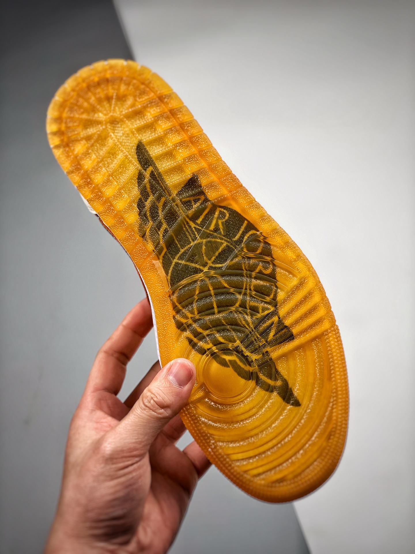 Air Jordan 1 Low OG ’Year of the Tiger‘ White/Black-Yellow For Sale