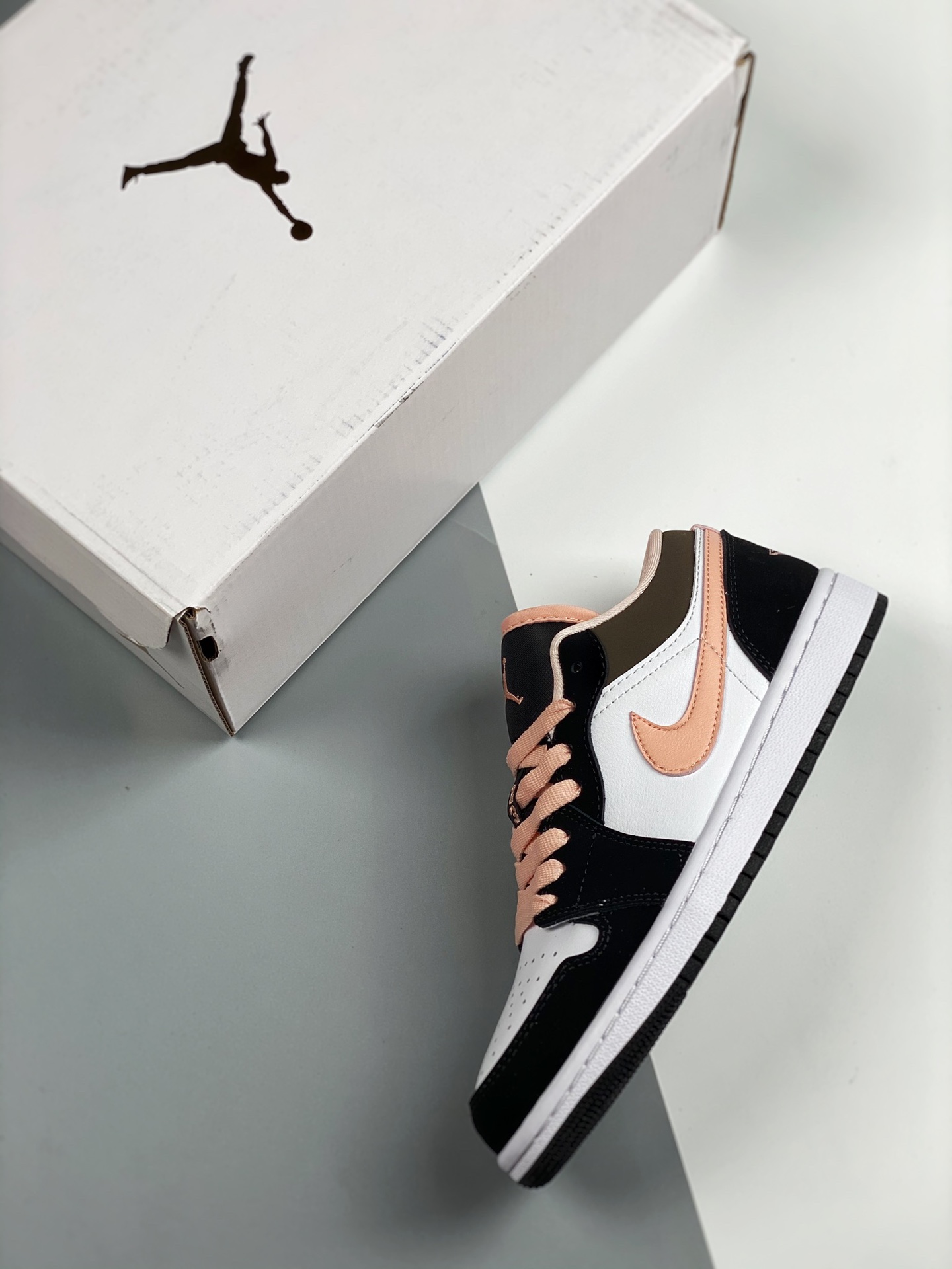 Air Jordan 1 Low Peach Mocha For Sale