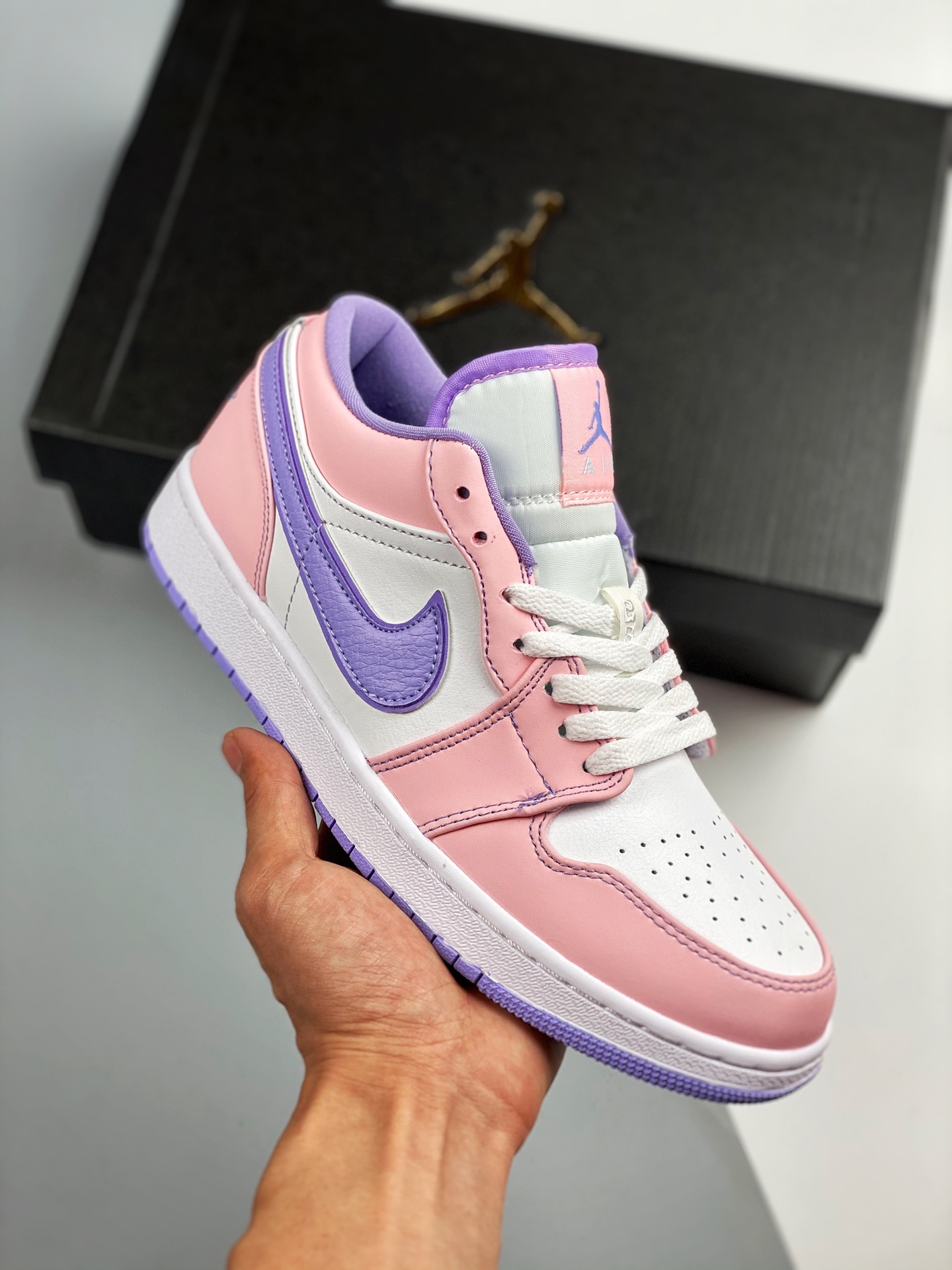 Air Jordan 1 Low SE Arctic Punch/Purple Pulse/White For Sale