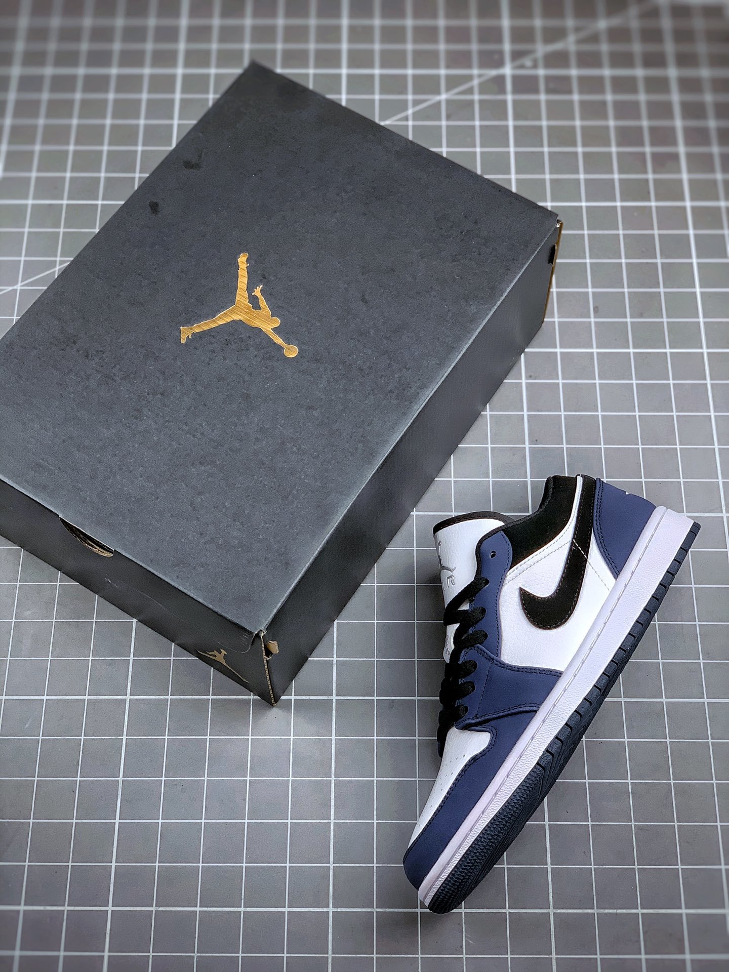 Air Jordan 1 Low White/Black-Midnight Navy For Sale