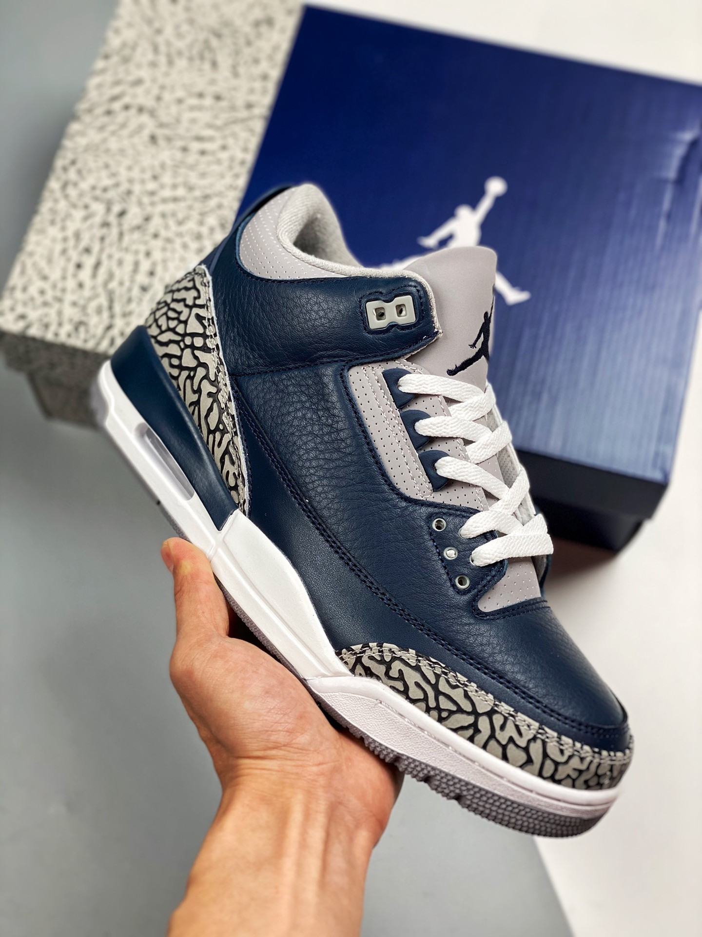 Air Jordan 3 Midnight Navy/Cement For Sale