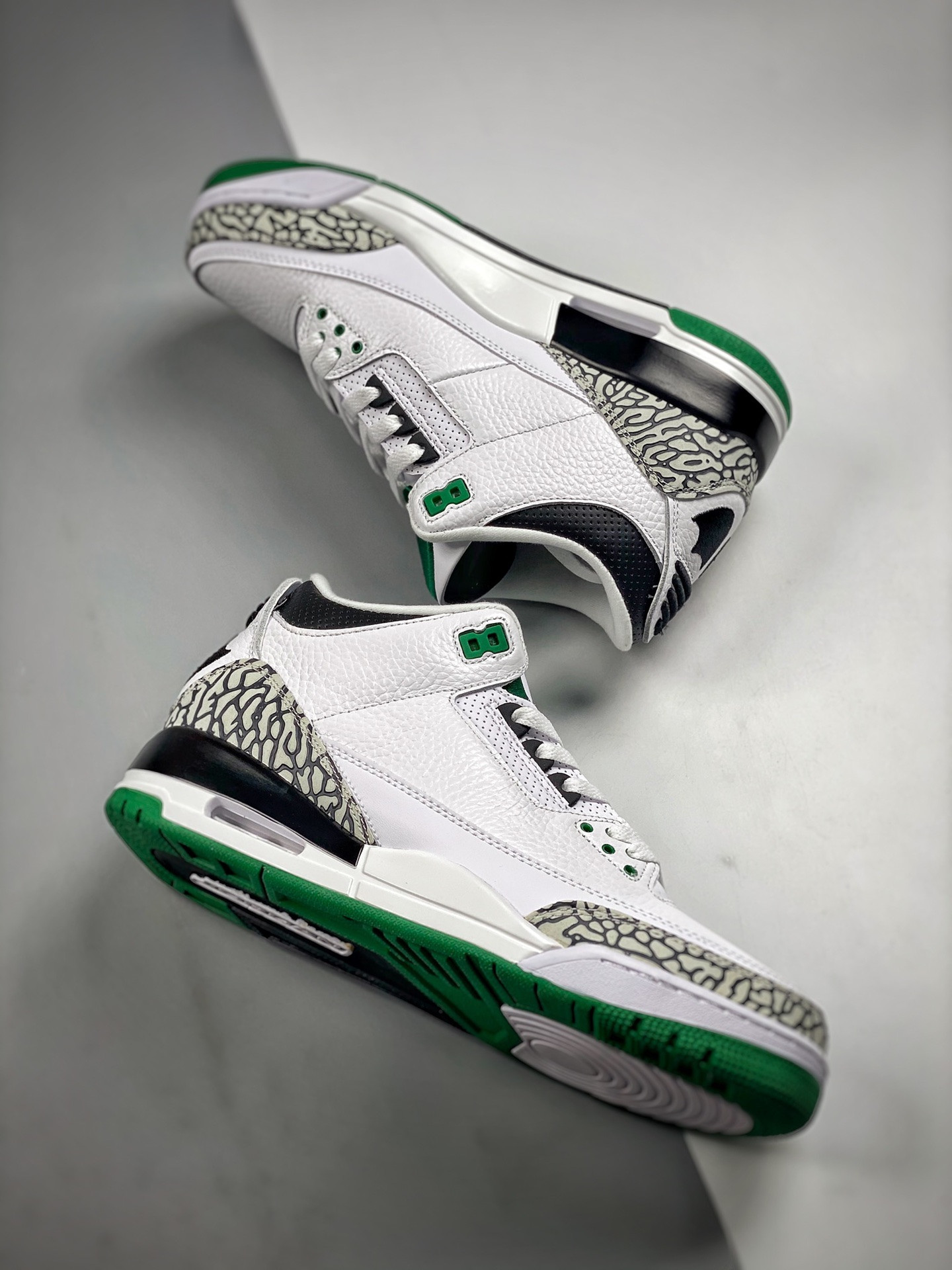 Air Jordan 3 Retro Oregon Ducks Pit Crew White Black Green For Sale