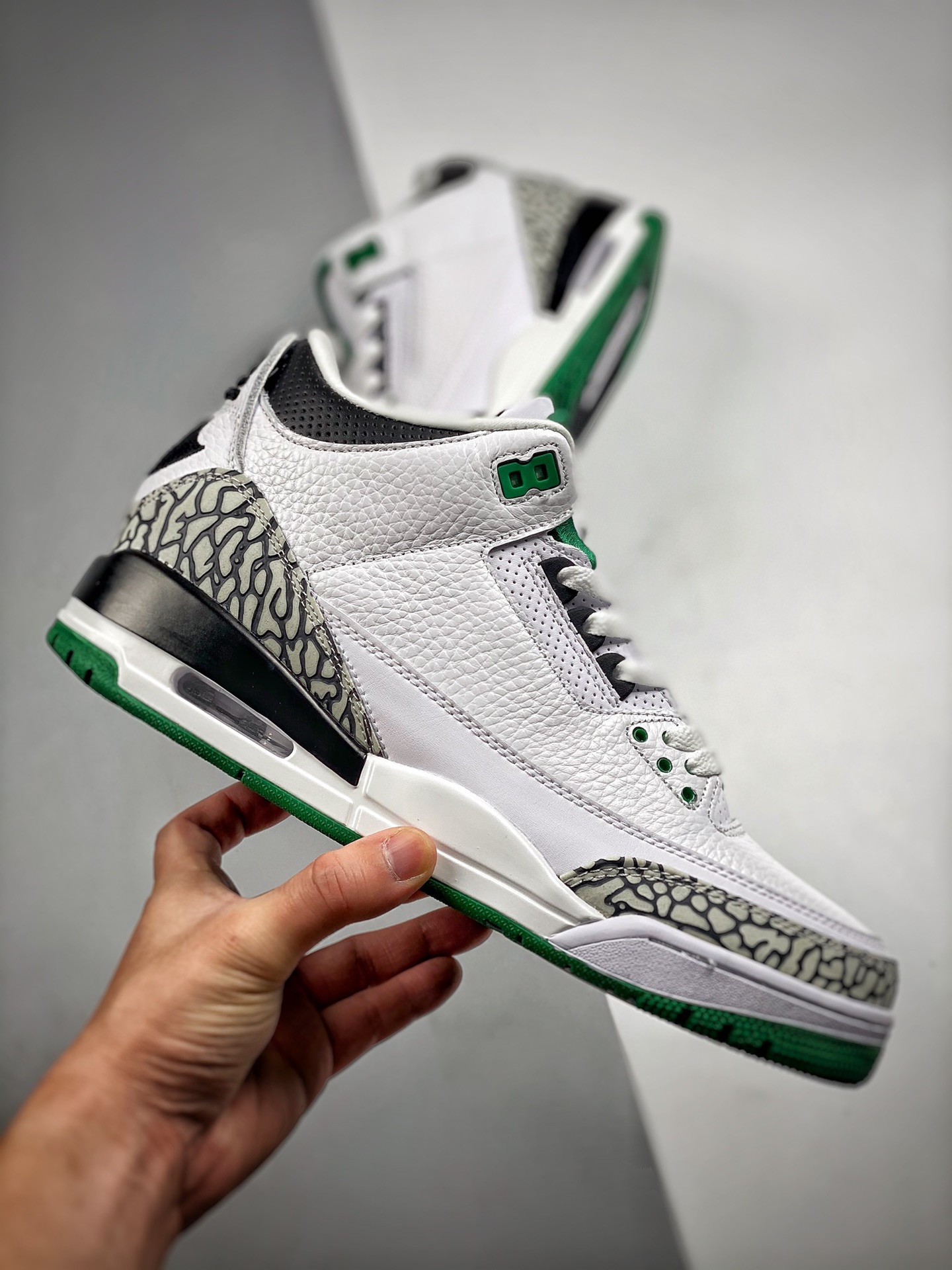 Air Jordan 3 Retro Oregon Ducks Pit Crew White Black Green For Sale