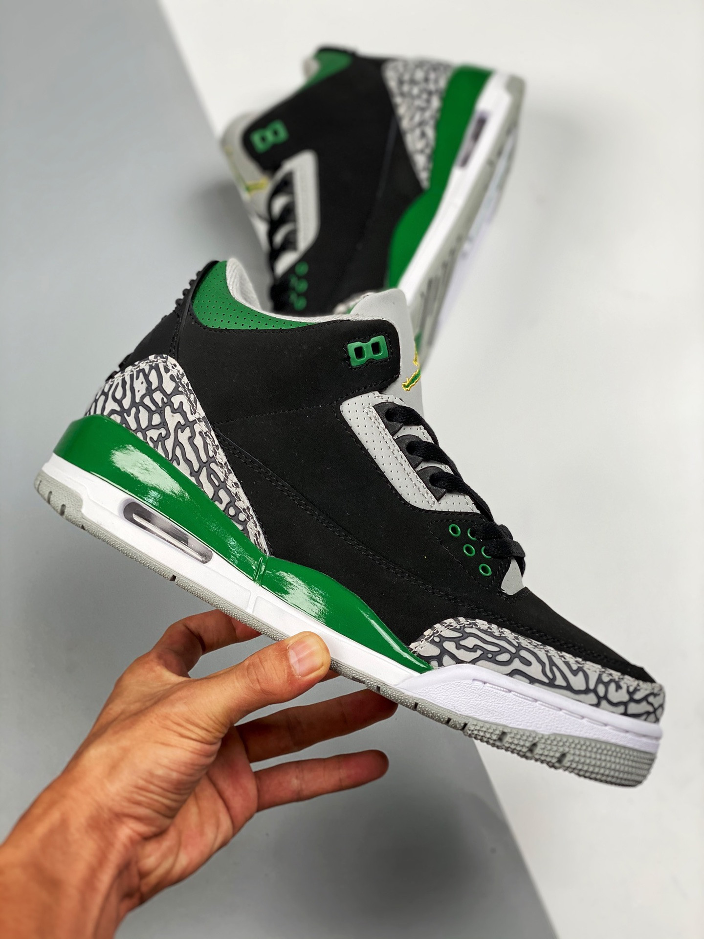 Air Jordan 3 Retro Pine Green/Black/White For Sale