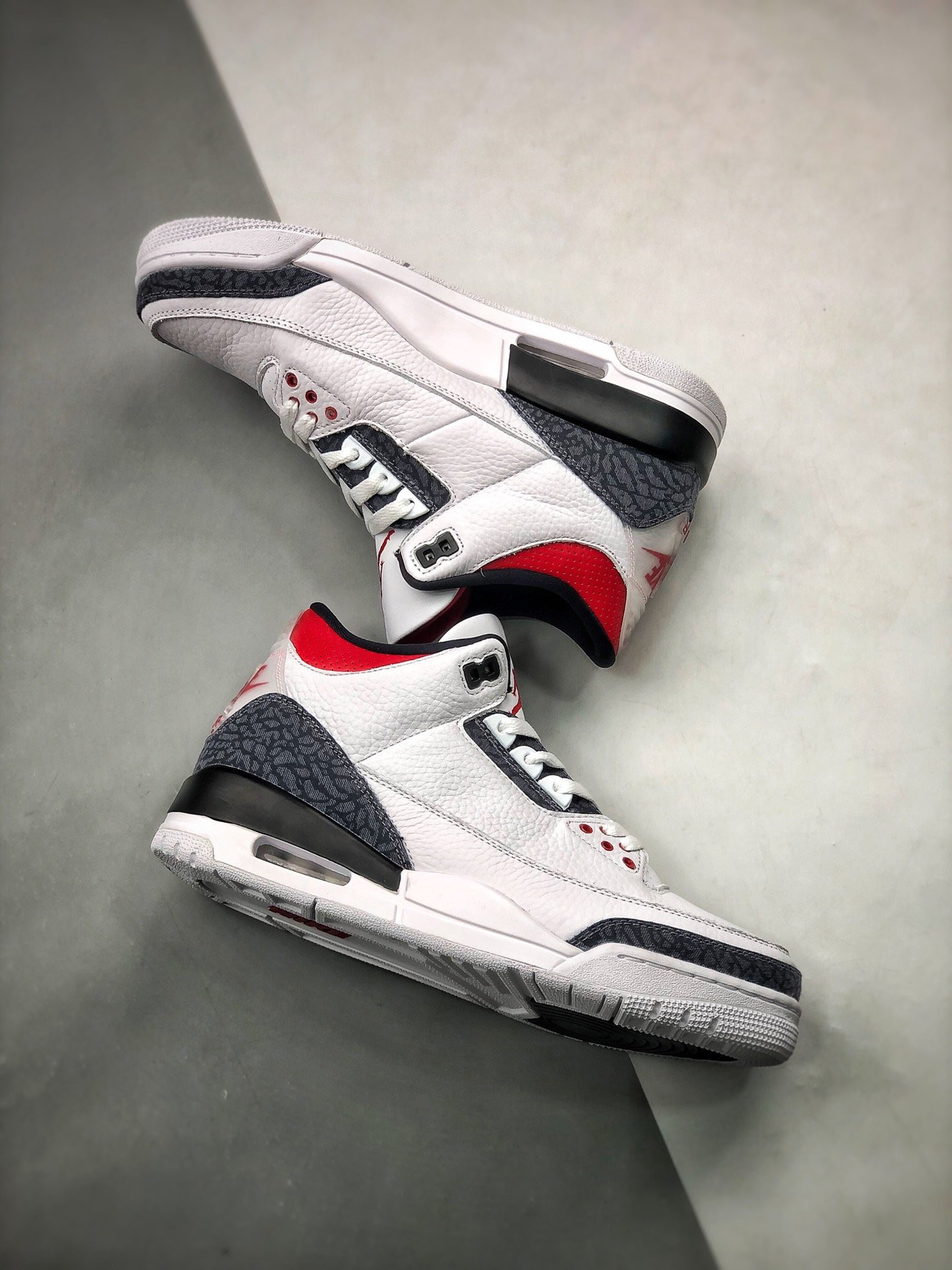 Air Jordan 3 SE DNM “Fire Red” For Sale
