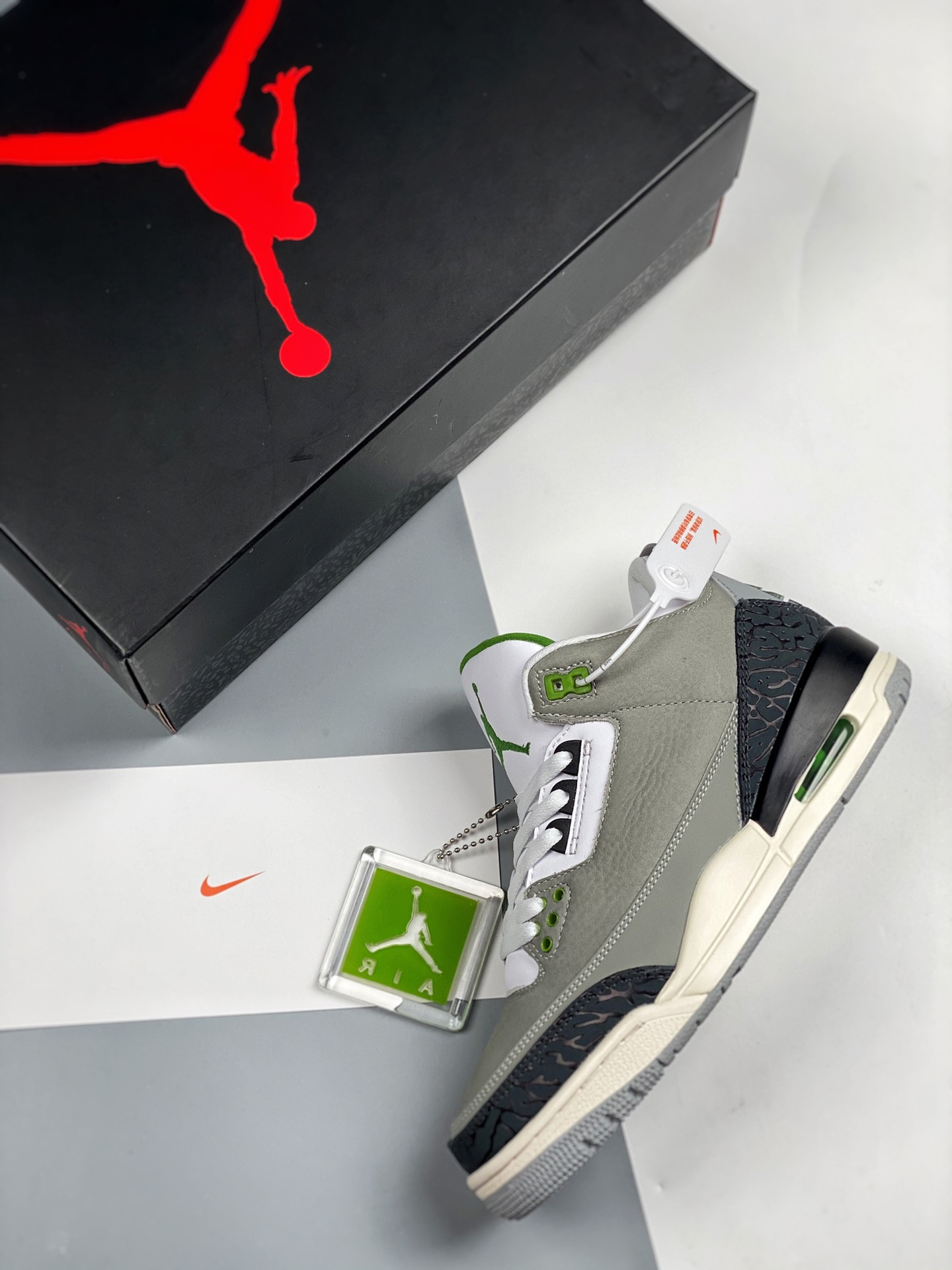 Air Jordan 3 Tinker “Chlorophyll” For Sale