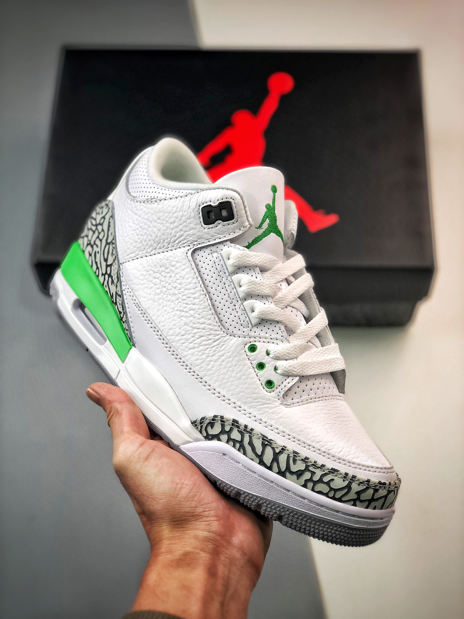 Air Jordan 3 White/Lucky Green-Varsity Red-Cement For Sale