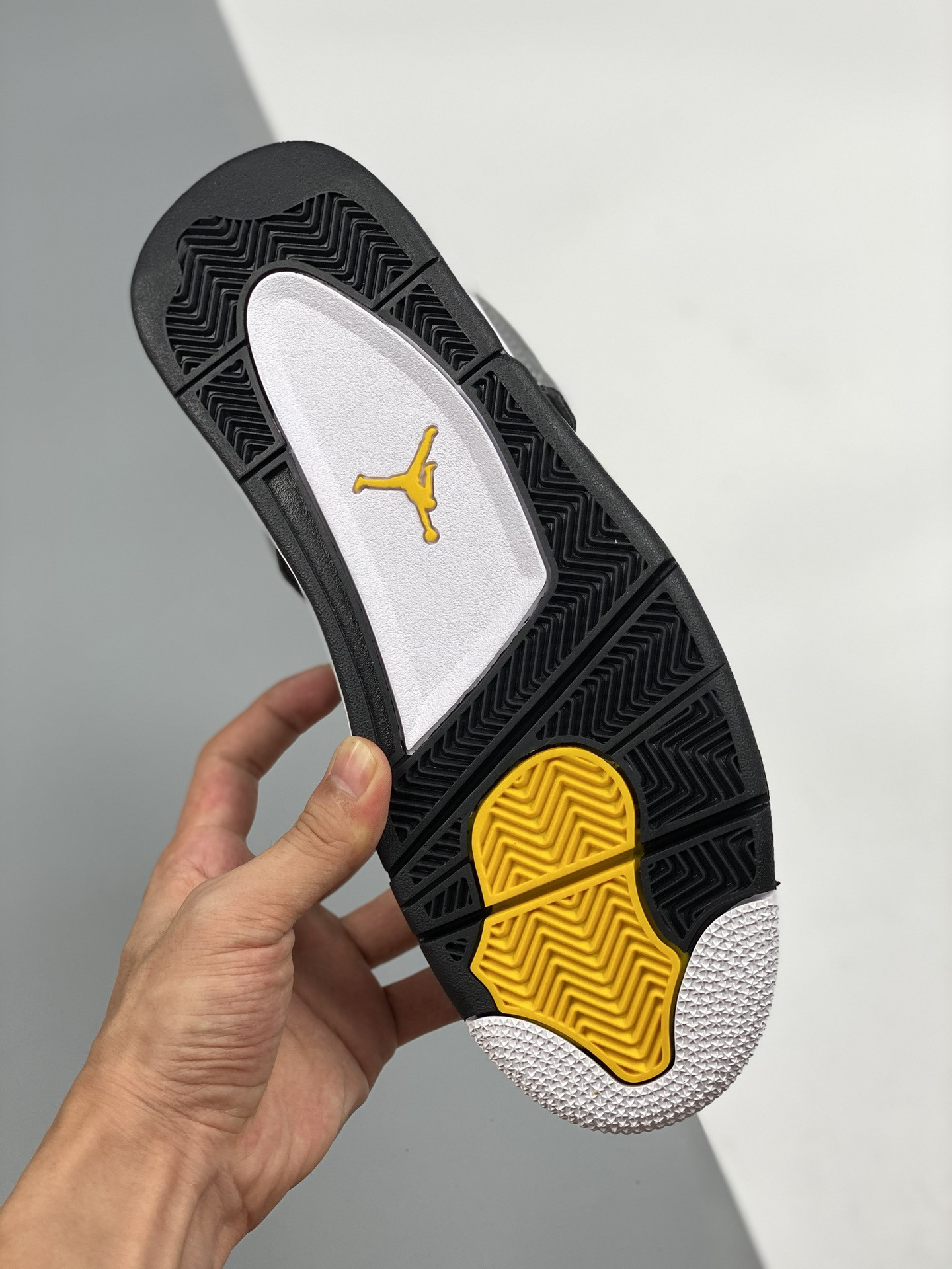 Air Jordan 4 Retro Cool Grey/Chrome-Dark Charcoal-Varsity Maize For Sale