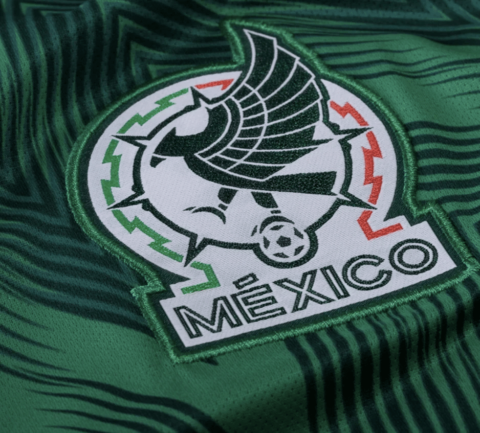 Andrés Guardado 18 Mexico 2022-23 Qatar World Cup Home Long Sleeve Soccer Jersey, Men