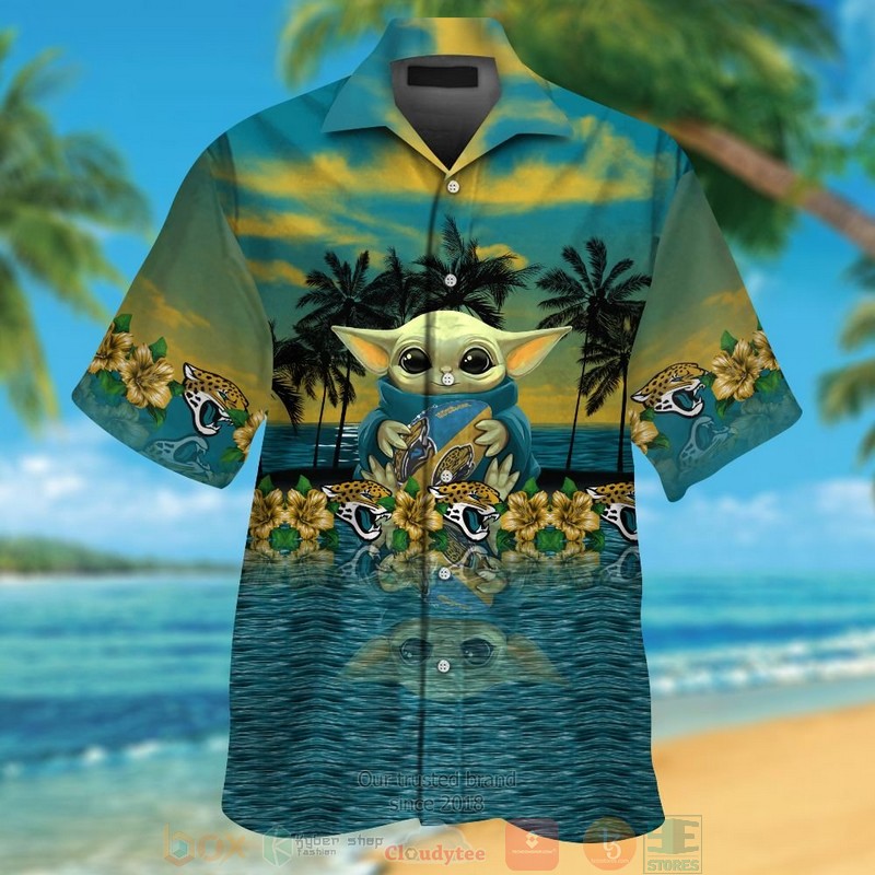 Baby Yoda hug Jacksonville Jaguars Hawaiian Shirt