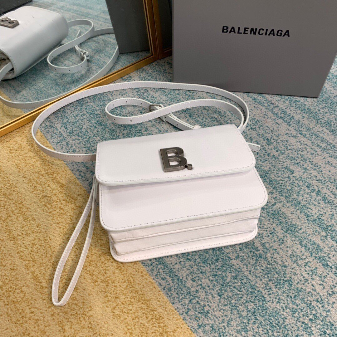 Balenciaga Bolso Bandolera B In White, For Women, Women’s Bags 7in/18cm