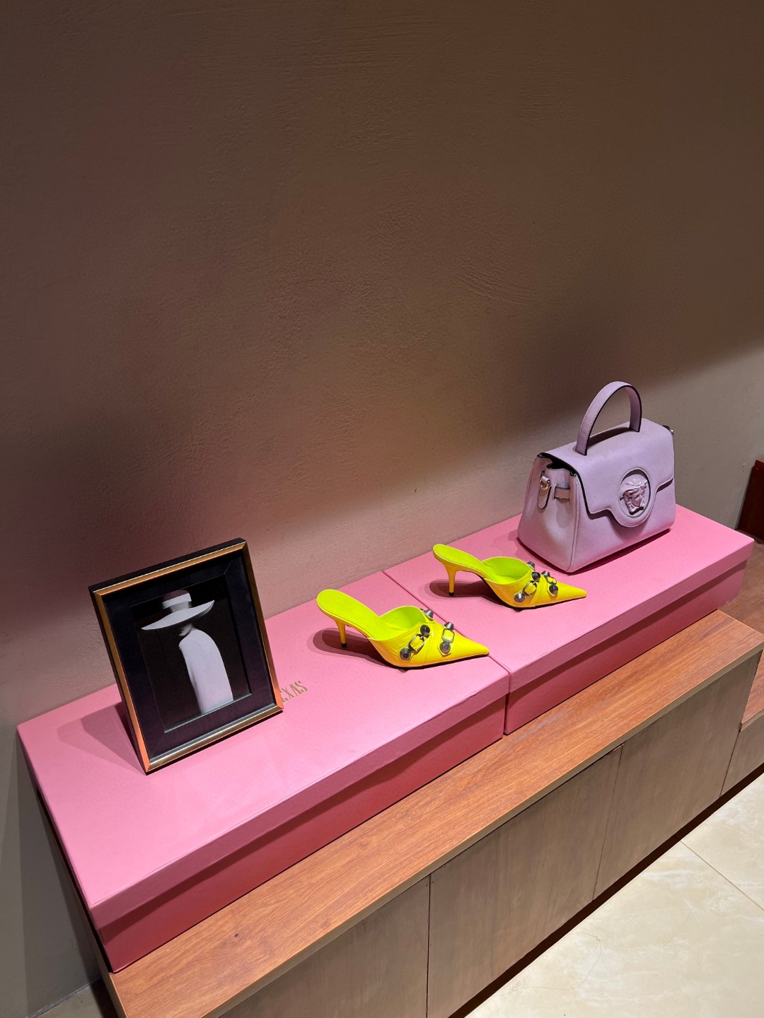 Balenciaga Cagole 90mm Mules Yellow For Women
