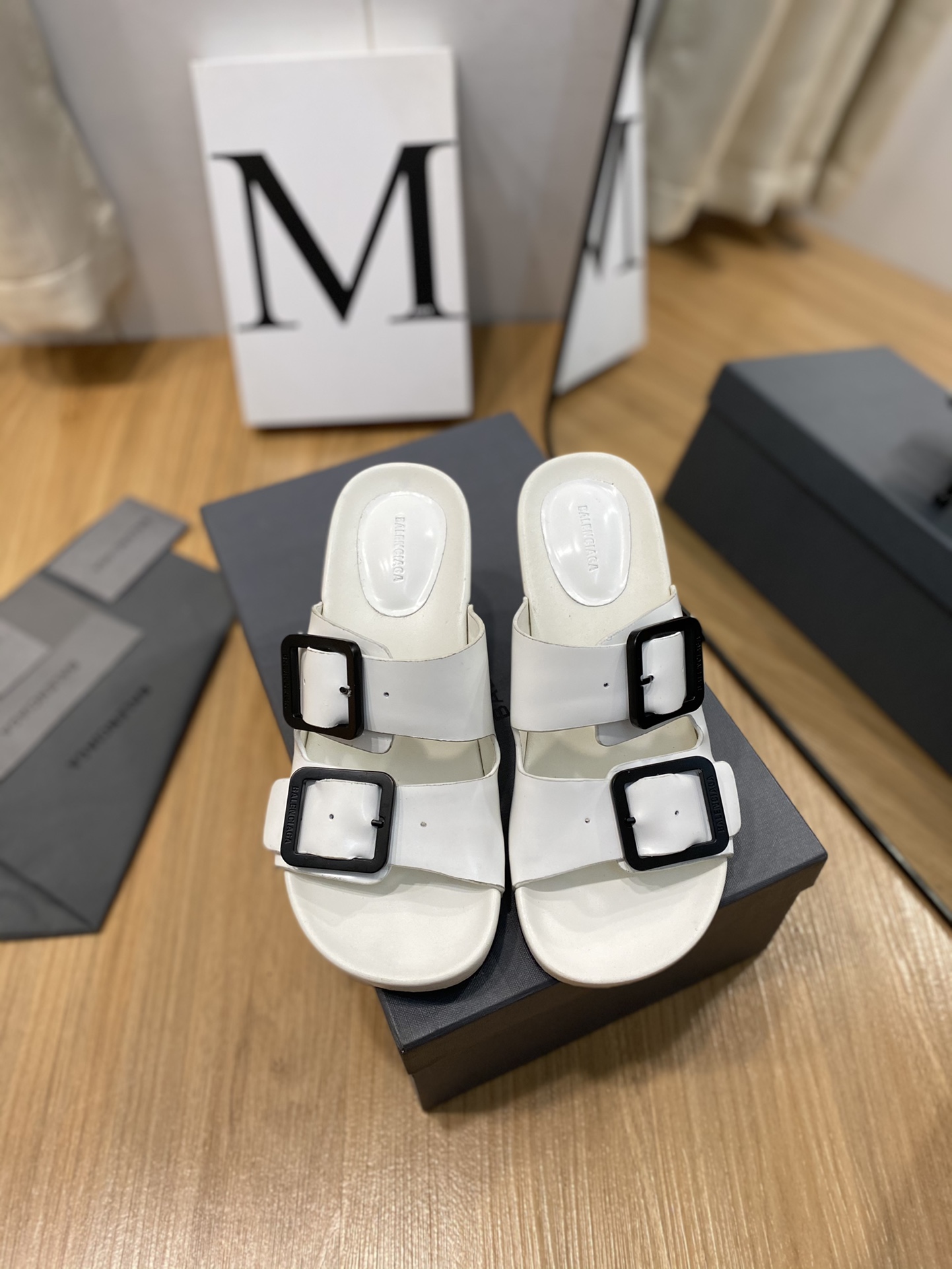 Balenciaga Cagole Sandal White Shadow  For Women