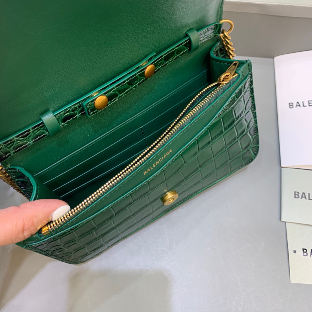 Balenciaga Croc Embossed Patent B Bag With Chain In Green, For Women, Women’s Bags 7.9in/20cm