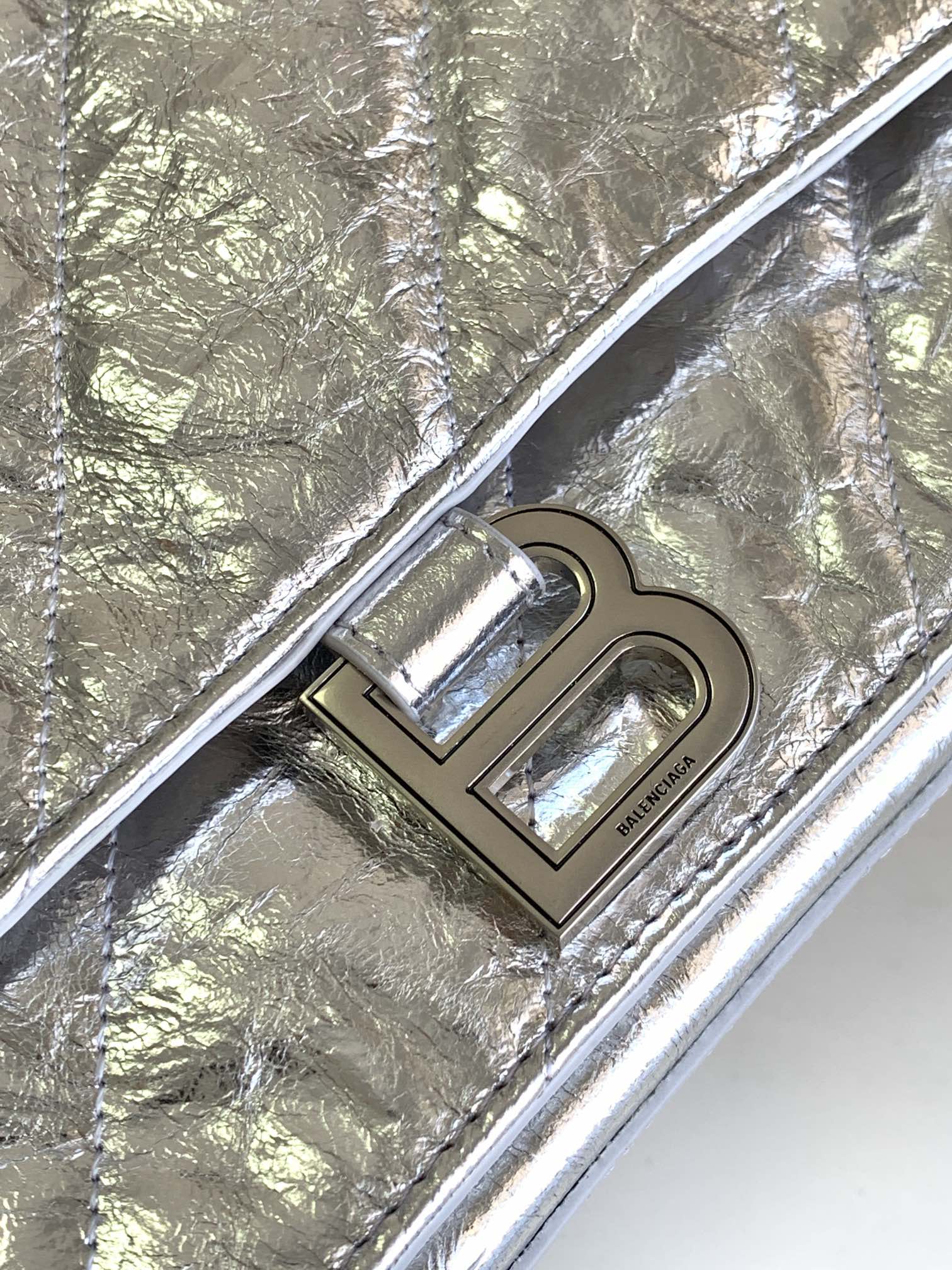 Balenciaga Crush Medium Chain Bag Metallized Quilted In Sliver Tone For Women 12.2in/31cm