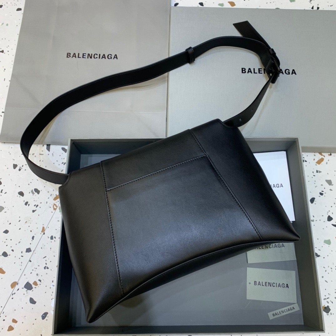 Balenciaga Downtown Medium Shoulder Bag In Black, For Women, Women’s Bags 12.6in/32cm 67135429S171000