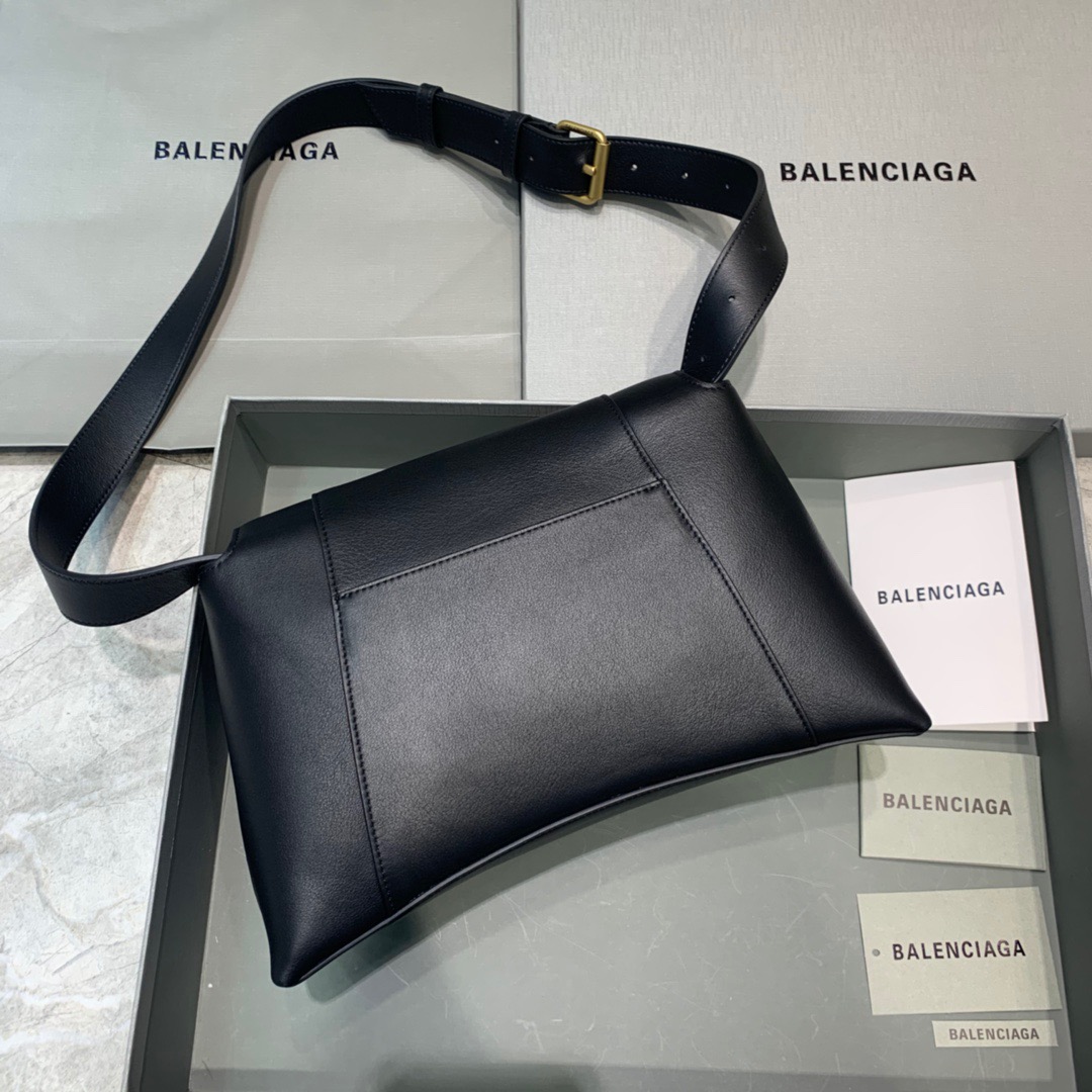 Balenciaga Downtown Small Shoulder Bag In Black, For Women, Women’s Bags 11.8in/30cm 67135329S1