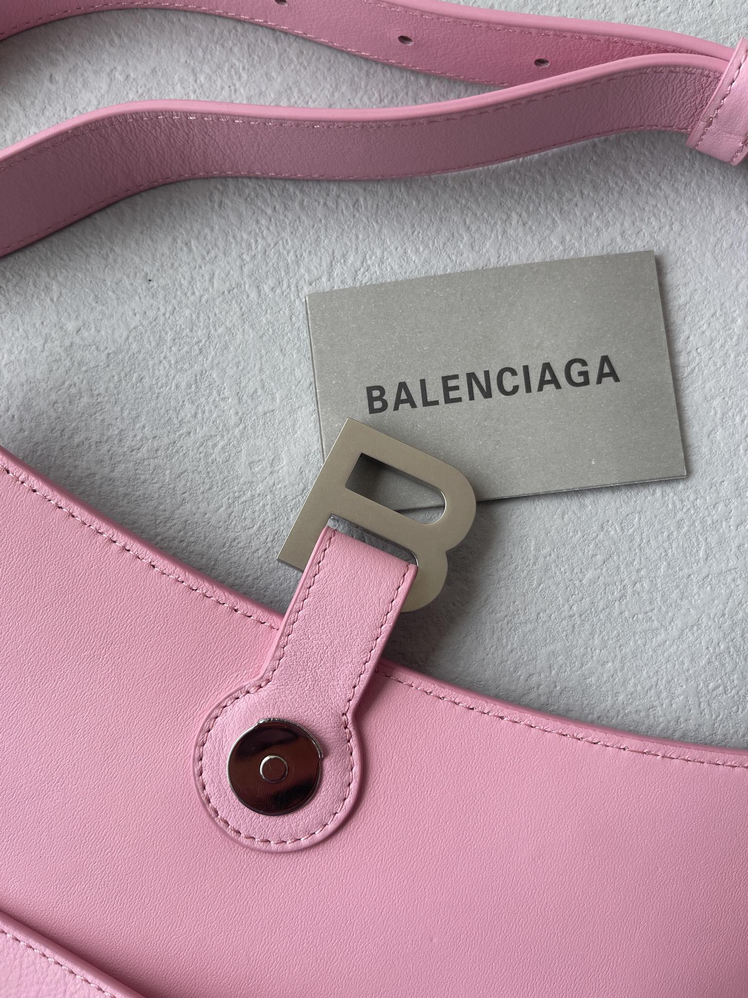 Balenciaga Downtown Small Shoulder Bag In Black/Beige/Pink For Women 11.8in/30cm 67135329S171000