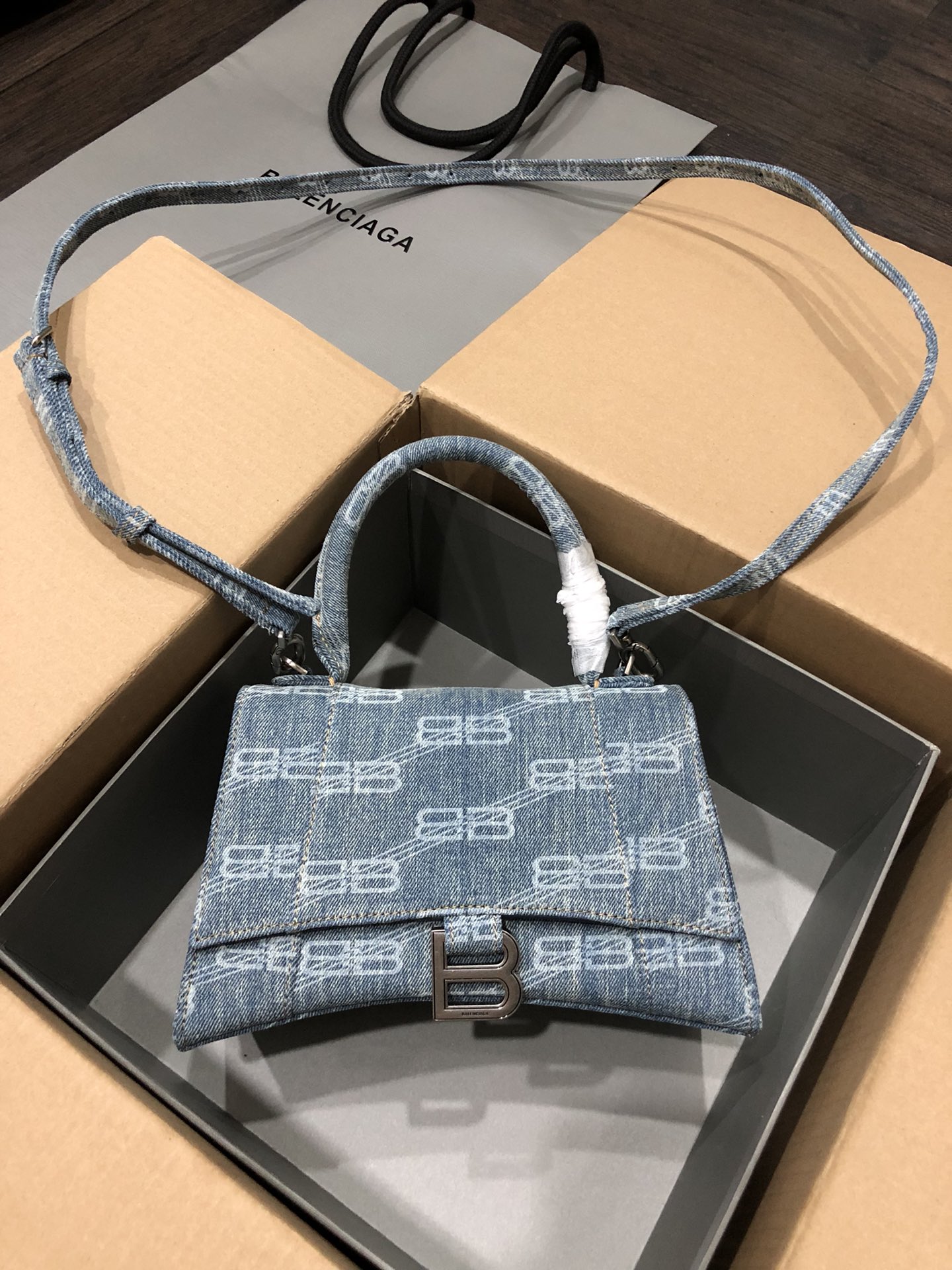 Balenciaga Hourglass Small Handbag Bb Monogram Bleached Denim In Blue For Women 9in/23cm 593546210E64716