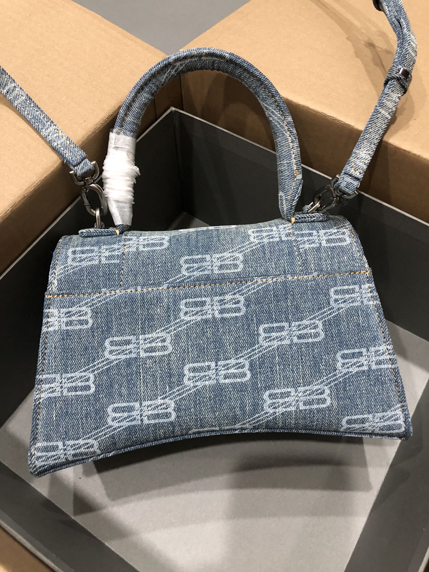 Balenciaga Hourglass Small Handbag Bb Monogram Bleached Denim In Blue For Women 9in/23cm 593546210E64716