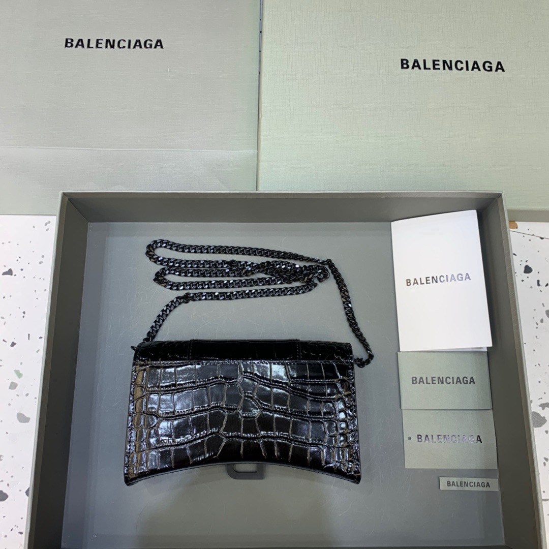 Balenciaga Hourglass Wallet On Chain in Black, For Women, Women’s Bags 7.6in/19cm 6560501LR671000