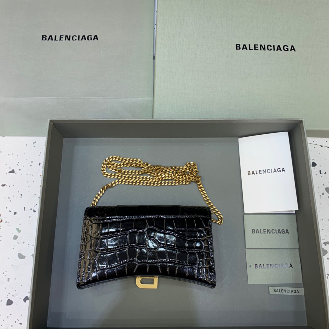 Balenciaga Hourglass Wallet On Chain in Black, For Women, Women’s Bags 7.6in/19cm  6560501LRG