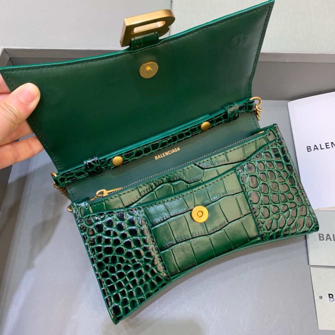 Balenciaga Hourglass Wallet On Chain in Dark Green, For Women, Women’s Bags 7.6in/19cm 6560501LRG