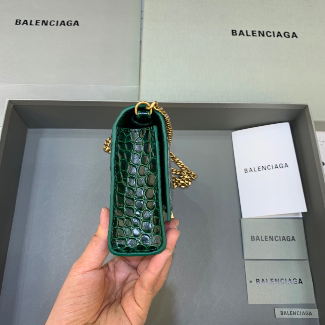 Balenciaga Hourglass Wallet On Chain in Dark Green, For Women, Women’s Bags 7.6in/19cm 6560501LRG