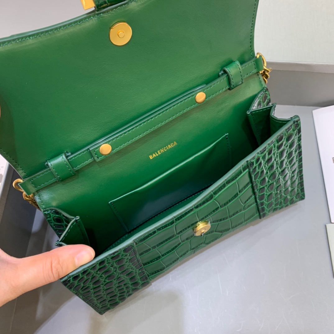 Balenciaga Hourglass Wallet On Chain in Dark Green, For Women, Women’s Bags 9in/23cm