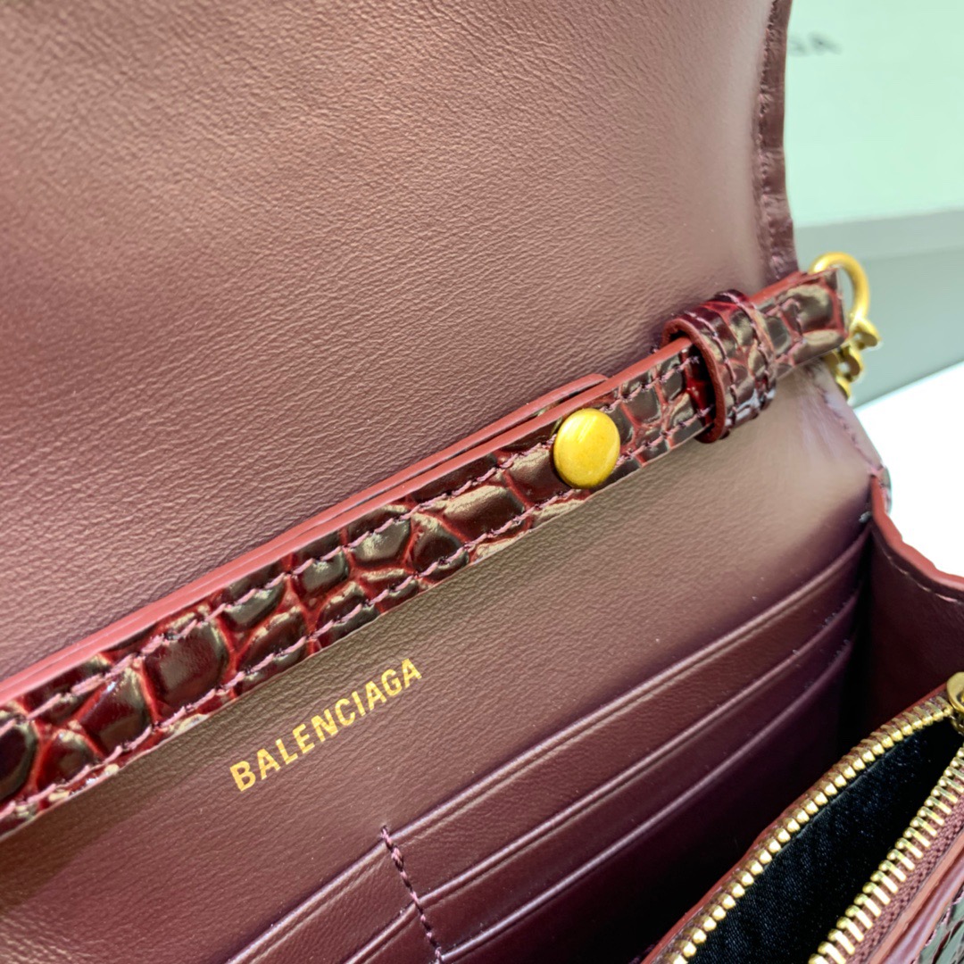 Balenciaga Hourglass Wallet On Chain in Dark Red, For Women, Women’s Bags 7.6in/19cm