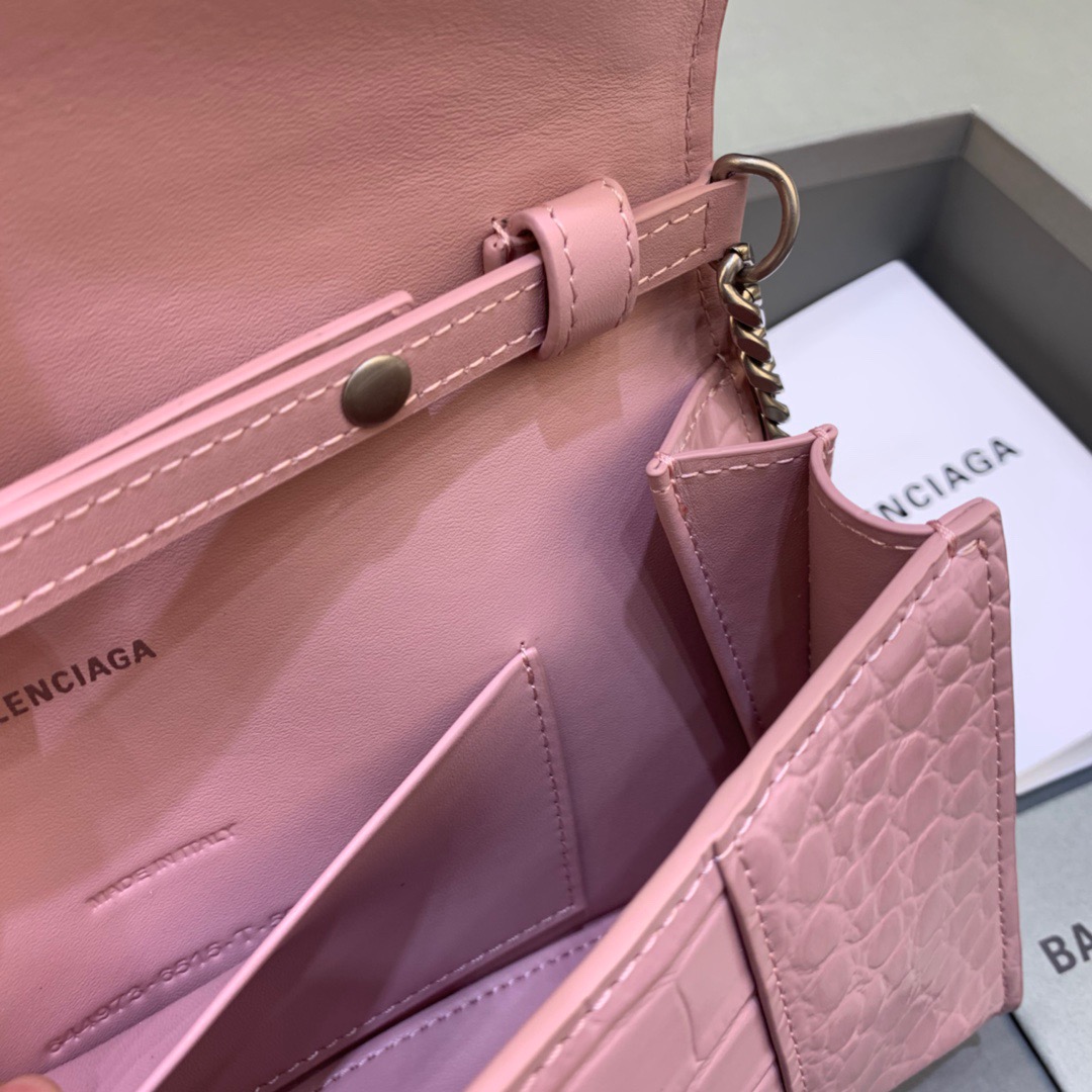 Balenciaga Hourglass Wallet On Chain in Light Pink, For Women, Women’s Bags 9in/23cm