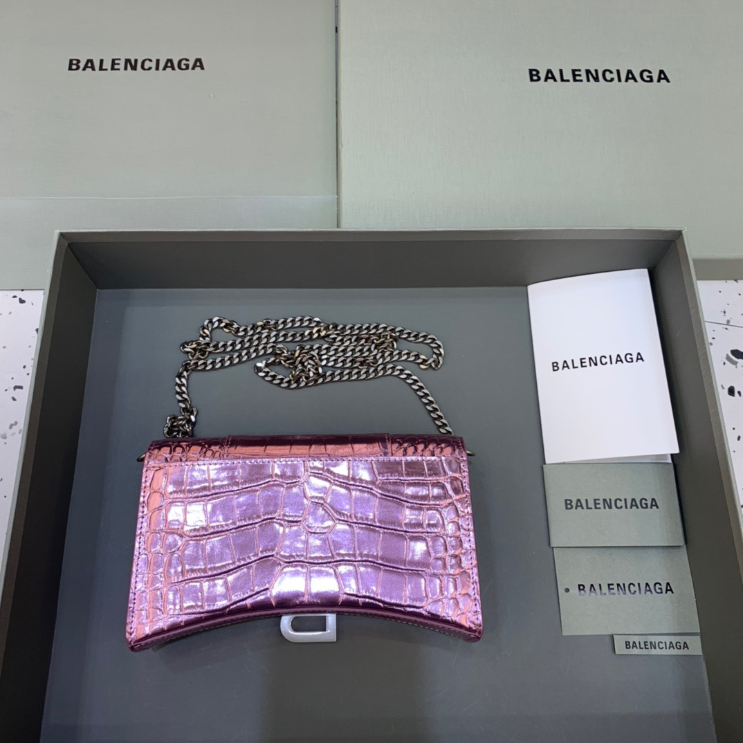 Balenciaga Hourglass Wallet On Chain in Pink, For Women, Women’s Bags 7.6in/19cm