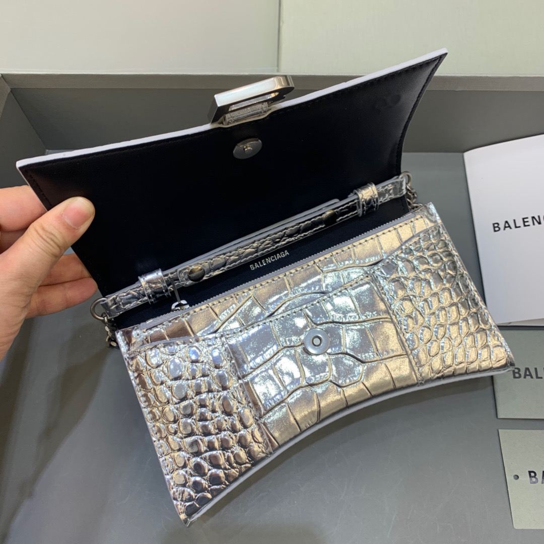 Balenciaga Hourglass Wallet On Chain in Sliver, For Women, Women’s Bags 7.6in/19cm 6560501S4CY8110