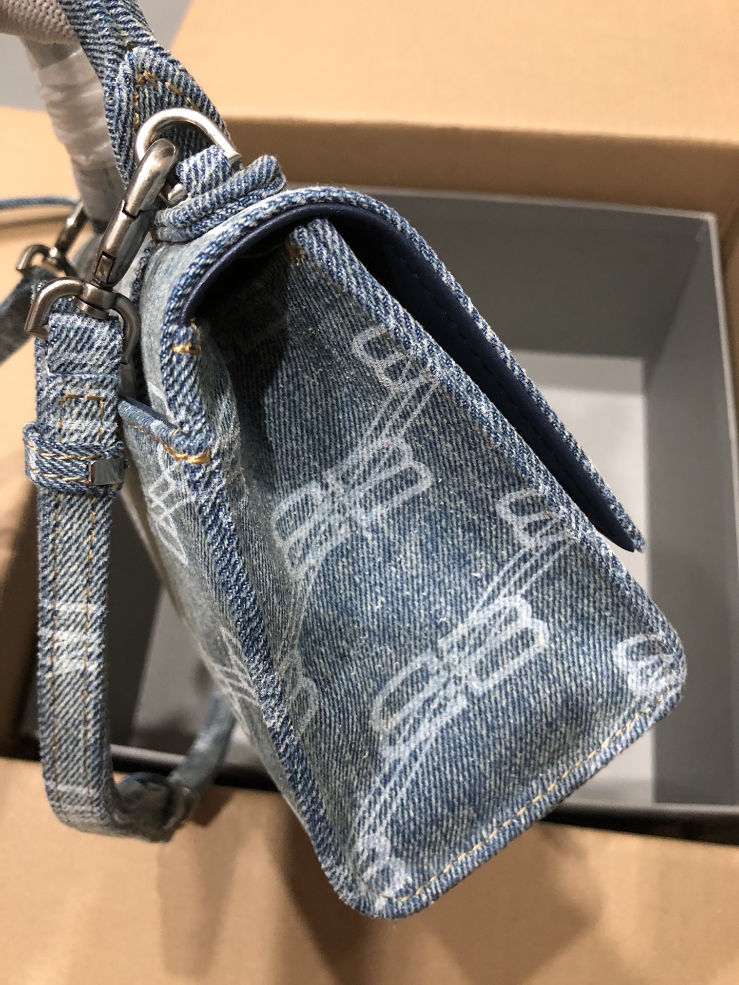 Balenciaga Hourglass XS Handbag Bb Monogram Bleached Denim In Blue For Women 7in/19cm