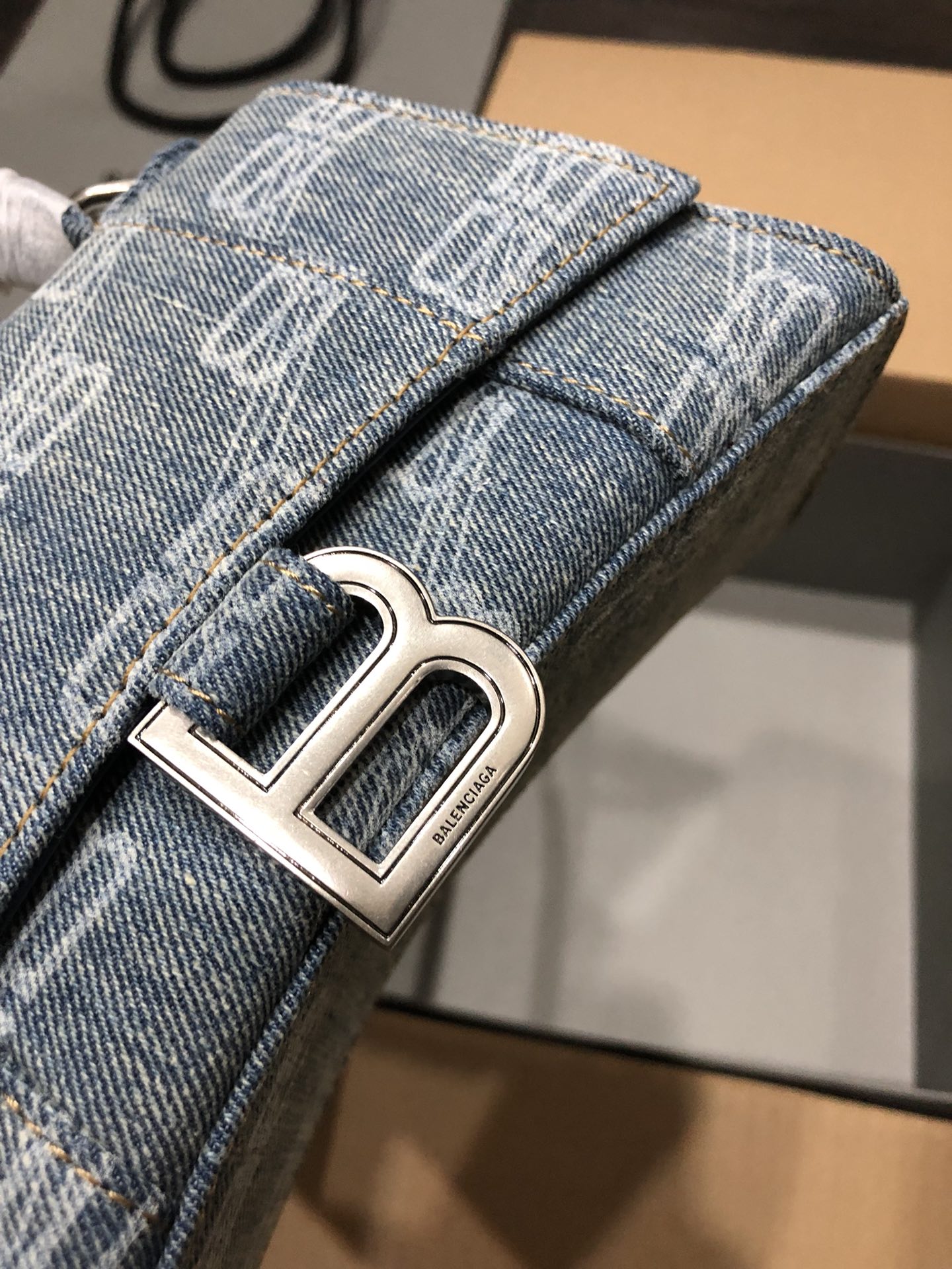 Balenciaga Hourglass XS Handbag Bb Monogram Bleached Denim In Blue For Women 7in/19cm