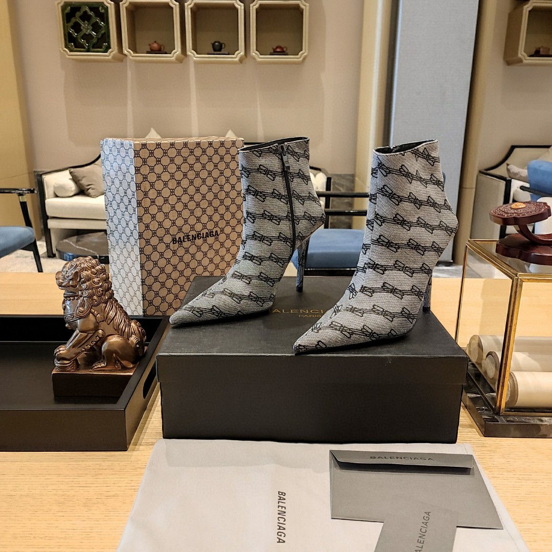 Balenciaga Knife Ankle Boots Grey For Women