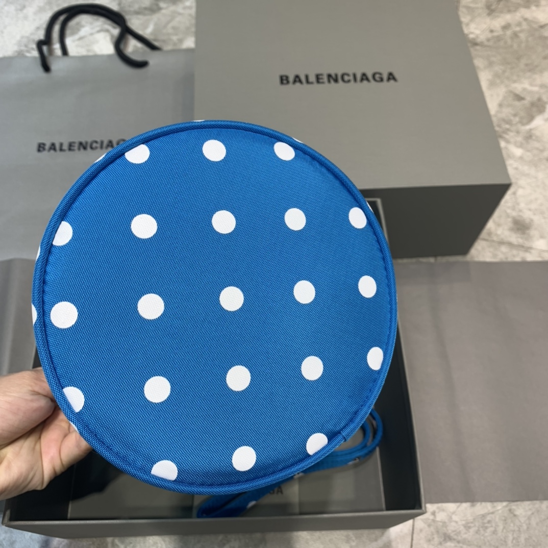 Balenciaga Le Cagole Medium Bucket Bag In Blue, For Women, Women’s Bags 17.6in/45cm