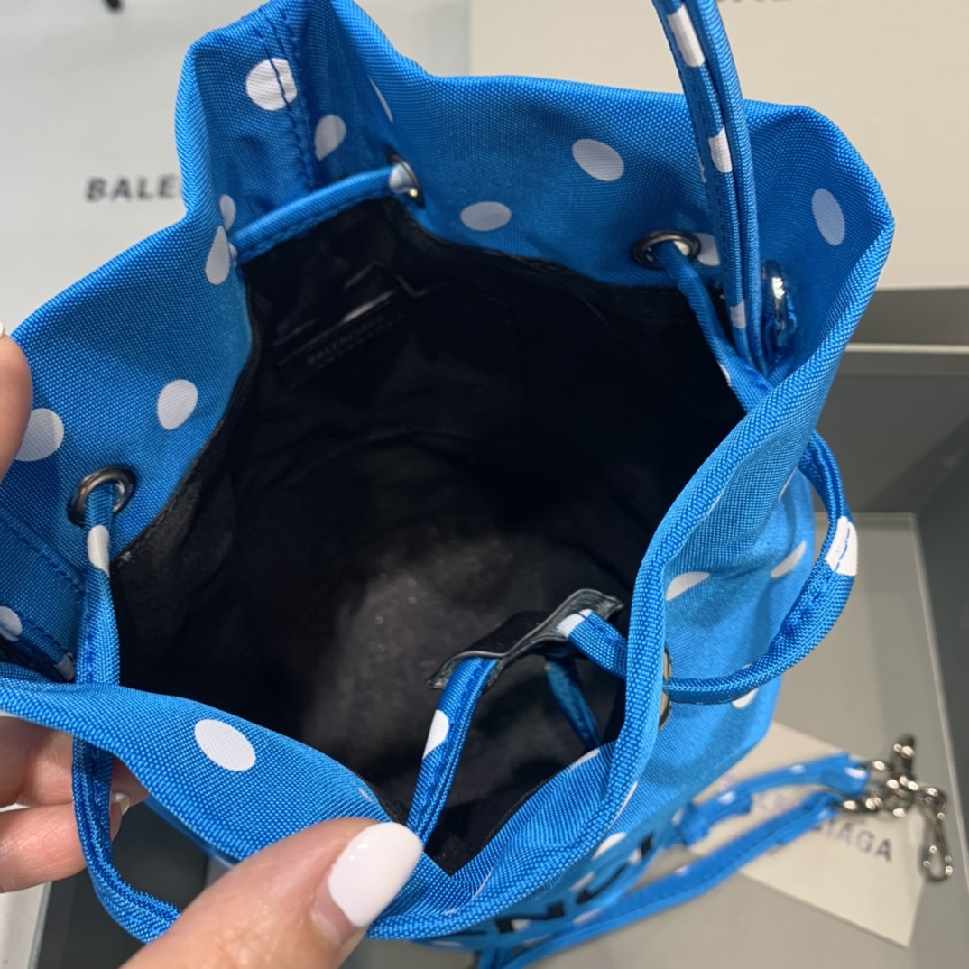 Balenciaga Le Cagole Medium Bucket Bag In Blue, For Women, Women’s Bags 17.6in/45cm