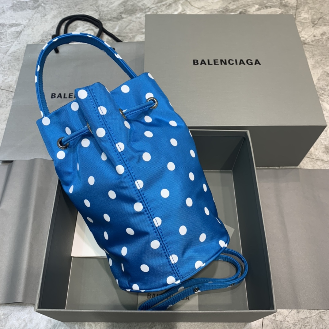 Balenciaga Le Cagole Medium Bucket Bag In Blue, For Women, Women’s Bags 17.6in/45cm